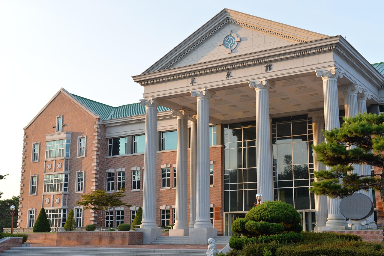 comment choisir son école de commerce