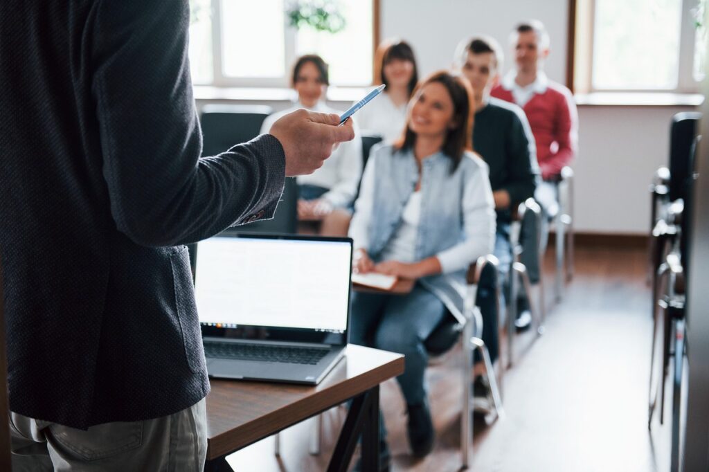 Formation en BTS bois : focus sur le BTS SRB et le BTS SCBH